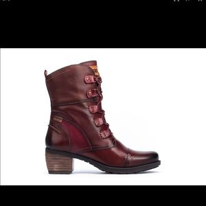 Pikolinos Les Mans boot 10